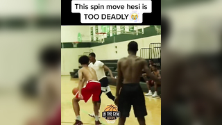 Oh my lord. @acewolf44/ig @inthegymhoops_/ig #basketball #anklebreake...