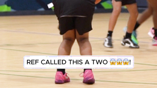 Come'on Ref! can't believe they called this a TWO! 😱😱😱