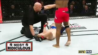 UFC 207 : Alex Garcia landed an overhand right that lifted Mike Pyle off the canvas.