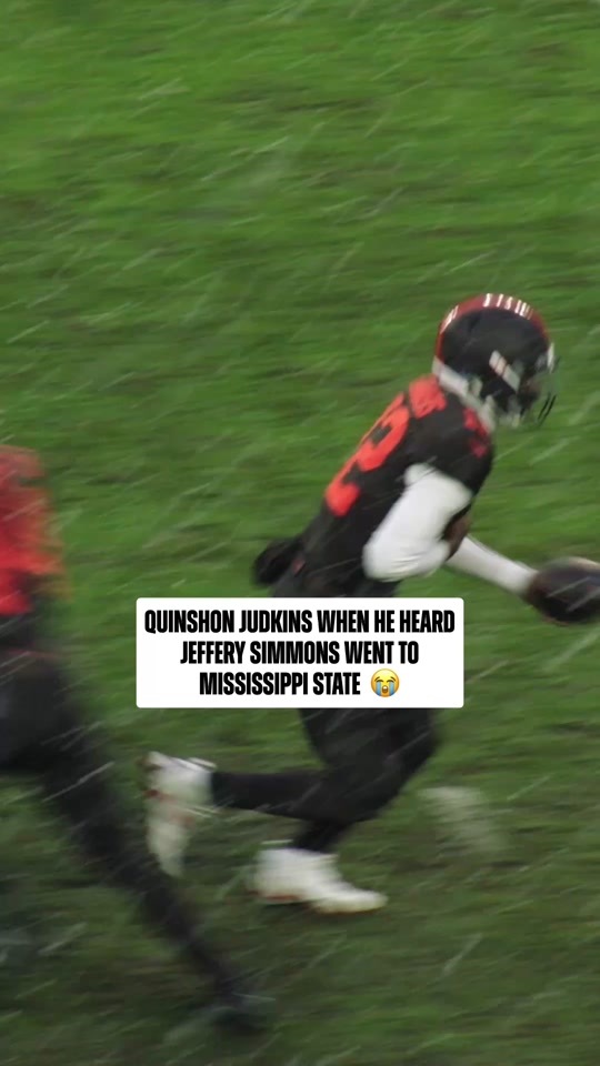 "oh, you the opps!" #nfl #quinshonjudkins #jefferysimmons #mississi...