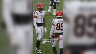 A top tier mic’d up moment from @Tee Higgins