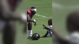 Mohamed Sanu is the best dad Throwback to this mic'd up moment #atl...