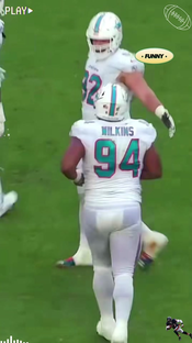 Christian Wilkins mic’d up is pure comedy#sports #nfl #nflfootbal #...