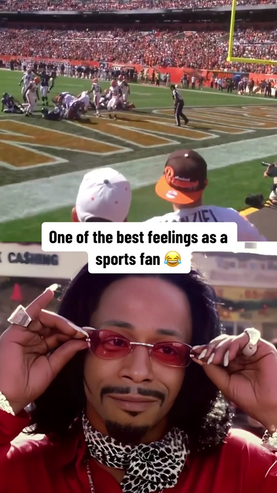 Walking through all the fans like #NFL #superbowl #fans #nflfans #r...