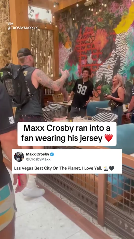 Maxx Crosby Raider fans (via Maxx Crosby) #maxxcrosby #lasvegasrai...
