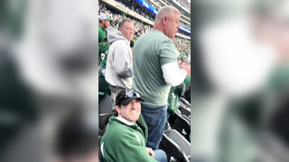 such a sweetheart #fyp #jets #metlife #nfl #football