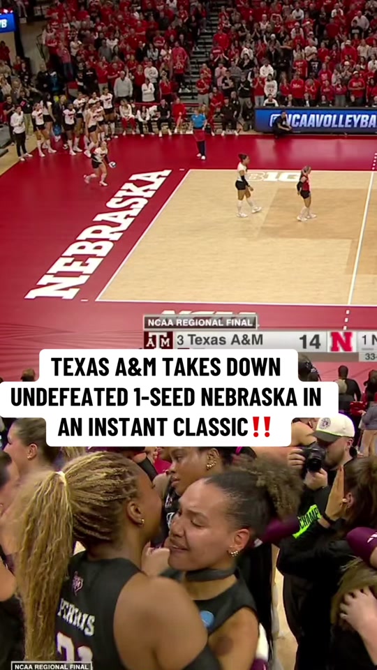 Texas A&M Advances to NCAA Volleyball Semifinals