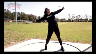 Discover how painting the sky & pulling to an imaginary bar can improve your discus mechanics!