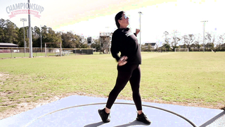 Discover how painting the sky & pulling to an imaginary bar can improve your discus mechanics!