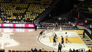 Princeton Offense - Nebraska Wesleyan University - Brush Point Away - Middle Ball Screen