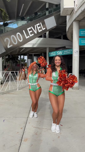 WE LOVE MIAMIII AND @Pitbull LETS GET THIS NATTY #cfpnationalchampion...