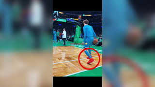 The moves back then were just insanely smooth. #nba #kobebryant #ba...