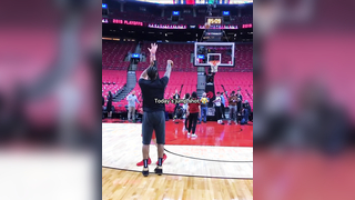 The moves back then were just insanely smooth. #nba #kobebryant #ba...