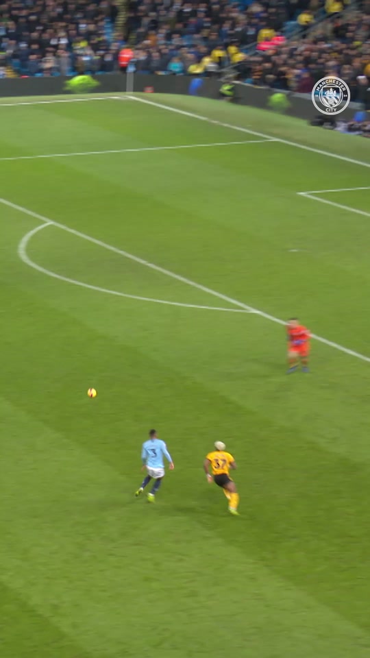 Taking 'sweeper keeper' to the next level #Ederson #ManCity #Premi...