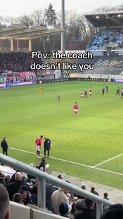 Could of let him play a bit longer @Lenny #football #fußball #funny...