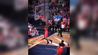 WHO SAID WOMEN CAN'T DUNK? {@canadabasketball Toby Fournier dunk vide...