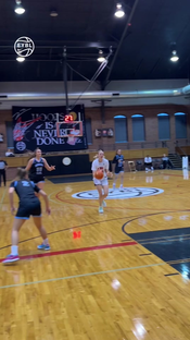 Toby Fournier is MORE than just a dunker! @nikeeyb #strictlybball
