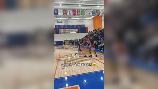 DOUBLE ANKLE BREAKER WHAT??? @Tstokes #jjcrawford #basketball #hig...