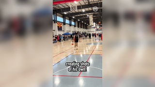 Jordan Smith’s elite two-way game was on FULL display in EYBL Session...