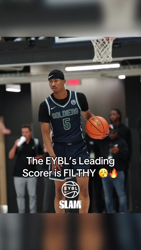 #5 ranked Jason Crowe Jr. looks unguardable on the EYBL ‍ @nikeeyb...