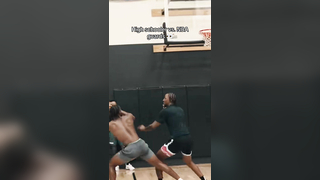 Bruce branch III holding his own | VIDEO CREDS: @chrisjohnsonhoops ...