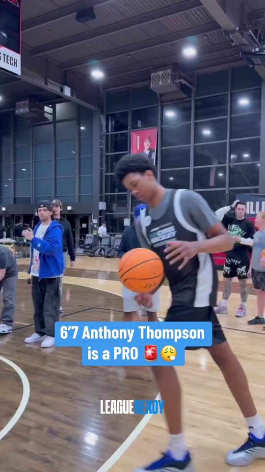 Anthony Thompson like that fr. #midwest #anthonythompson #hoopers #...