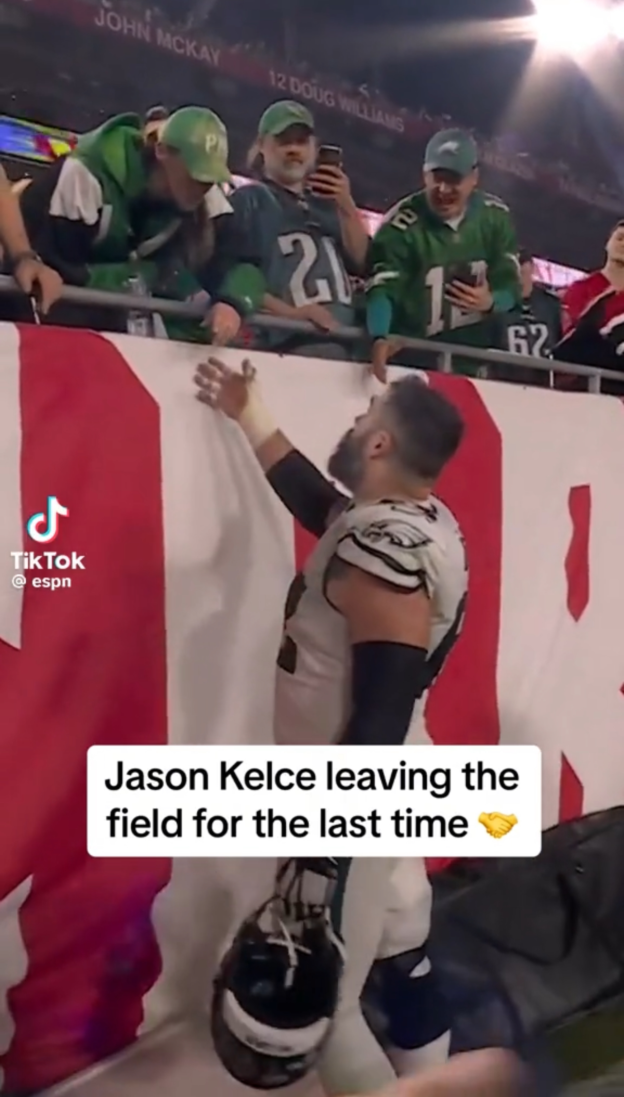 Jason Kelce's last walk off the field