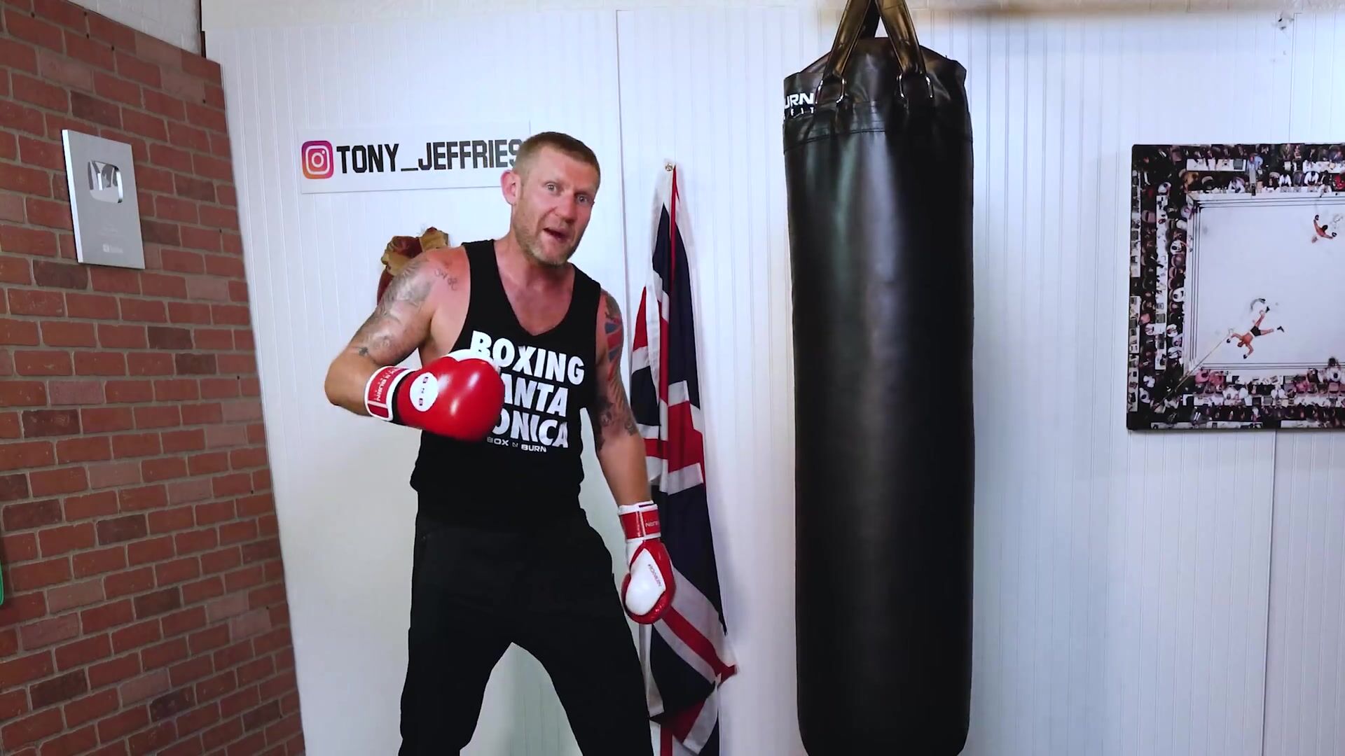 How to Throw a 1 2 / Jab Cross in Boxing