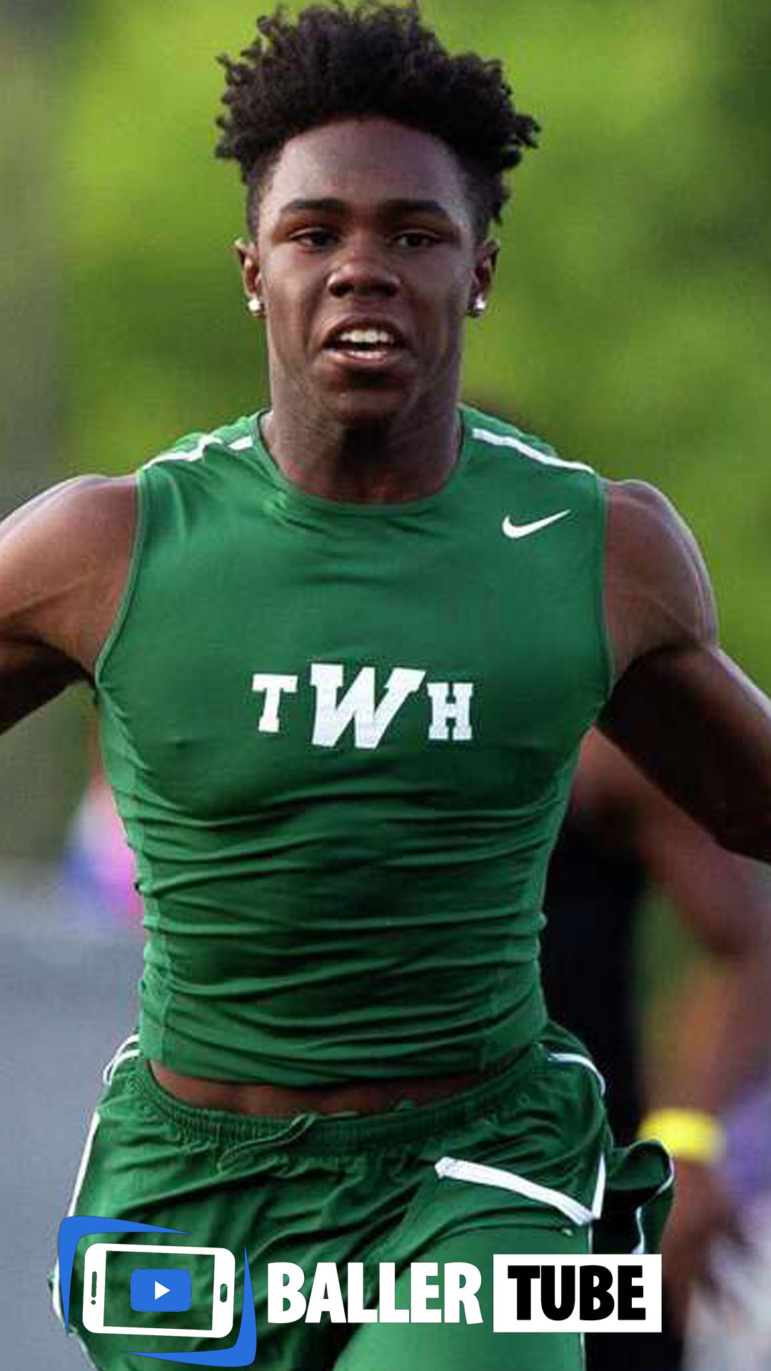 Thrilling Finish: 6A 4x400 Anchor Leg Replay  Unforgettable Sprint