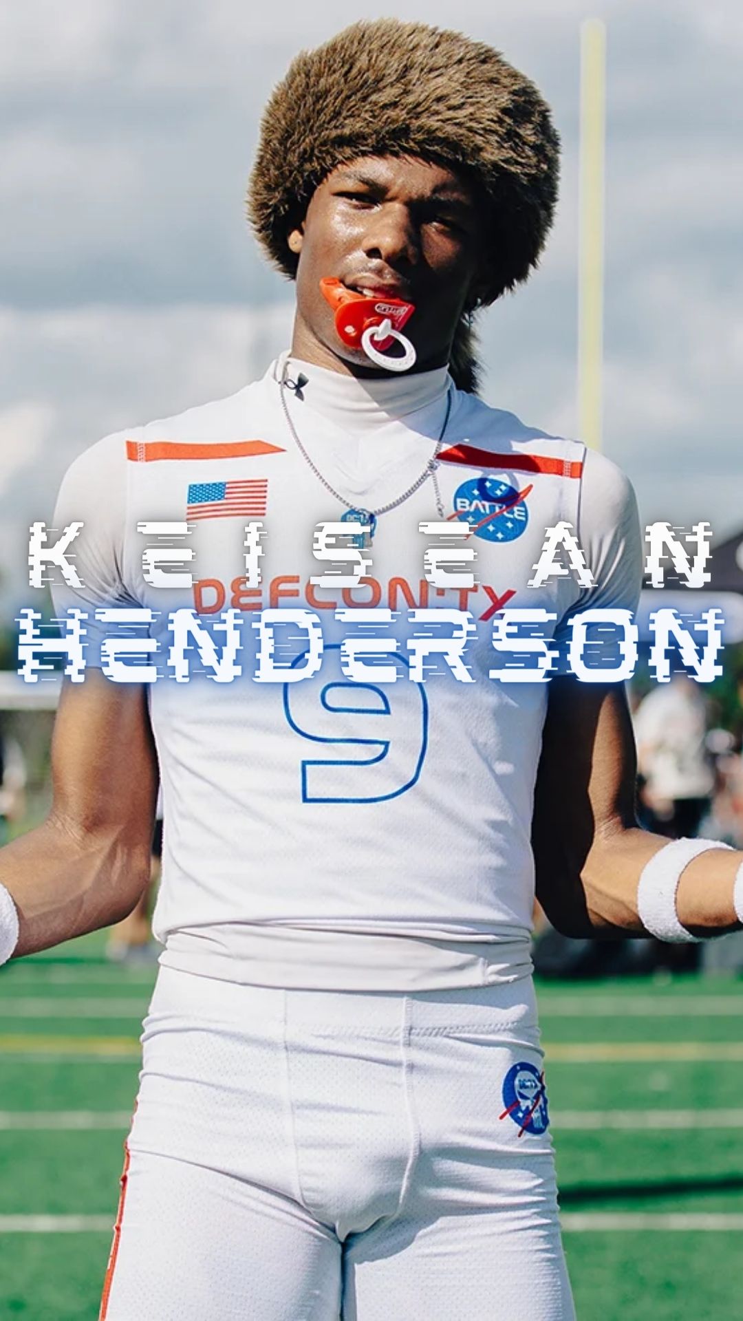 “Davy Crocket“ Keisean Henderson The QB that plays WR for FUN !